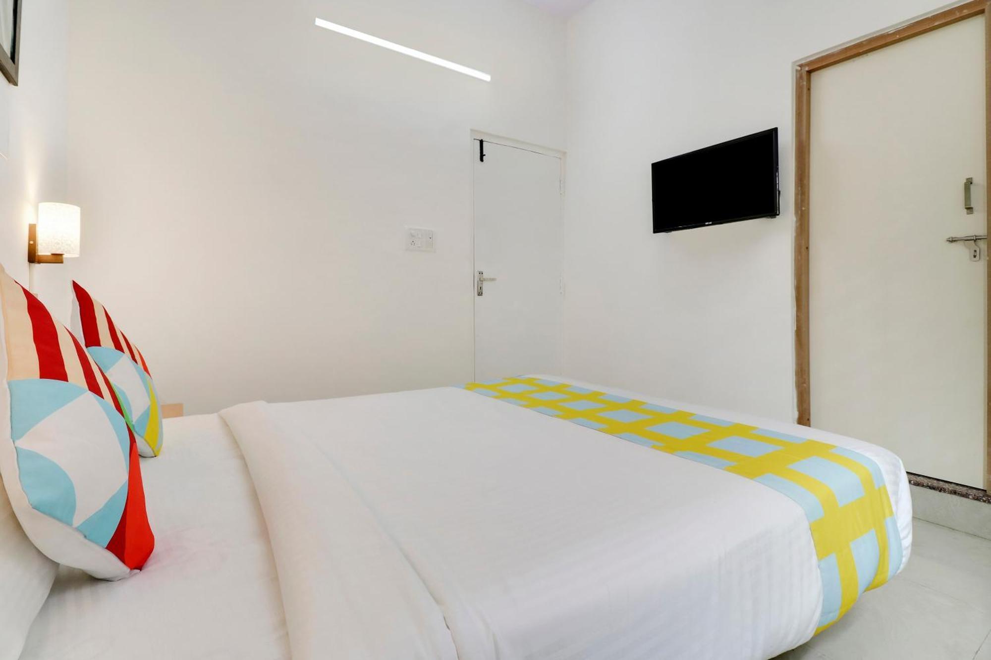 Hotel O Leva Homes Near Baiyappanahalli Metro Station Bangalore Exterior foto